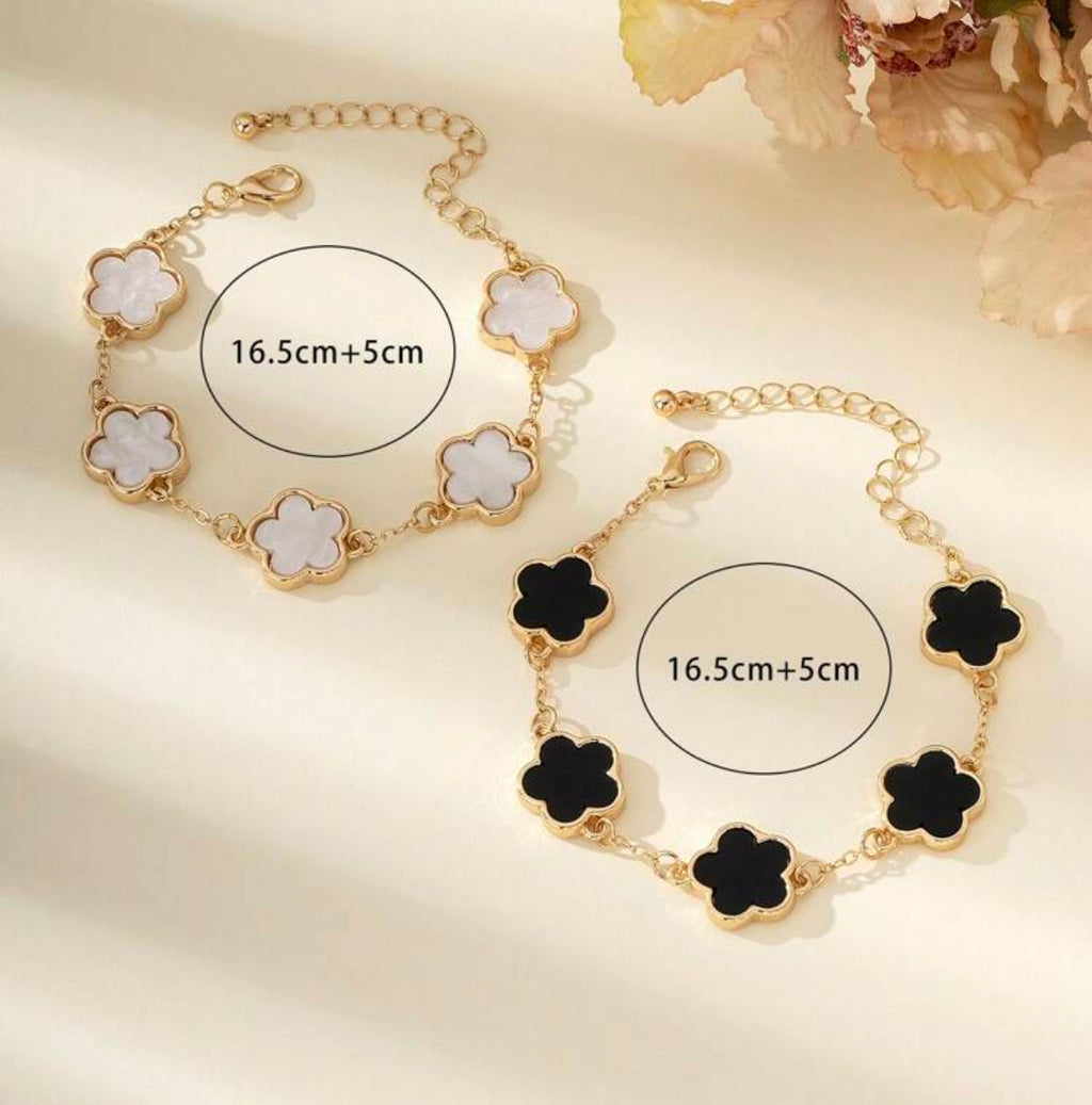 2 pcs Clover Bracelets