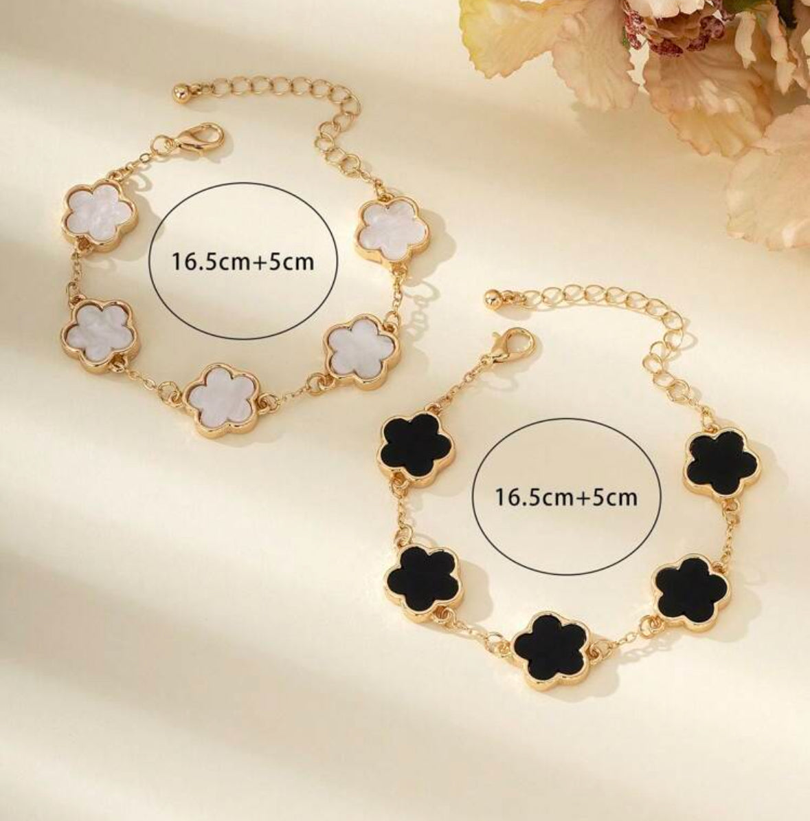 2 pcs Clover Bracelets