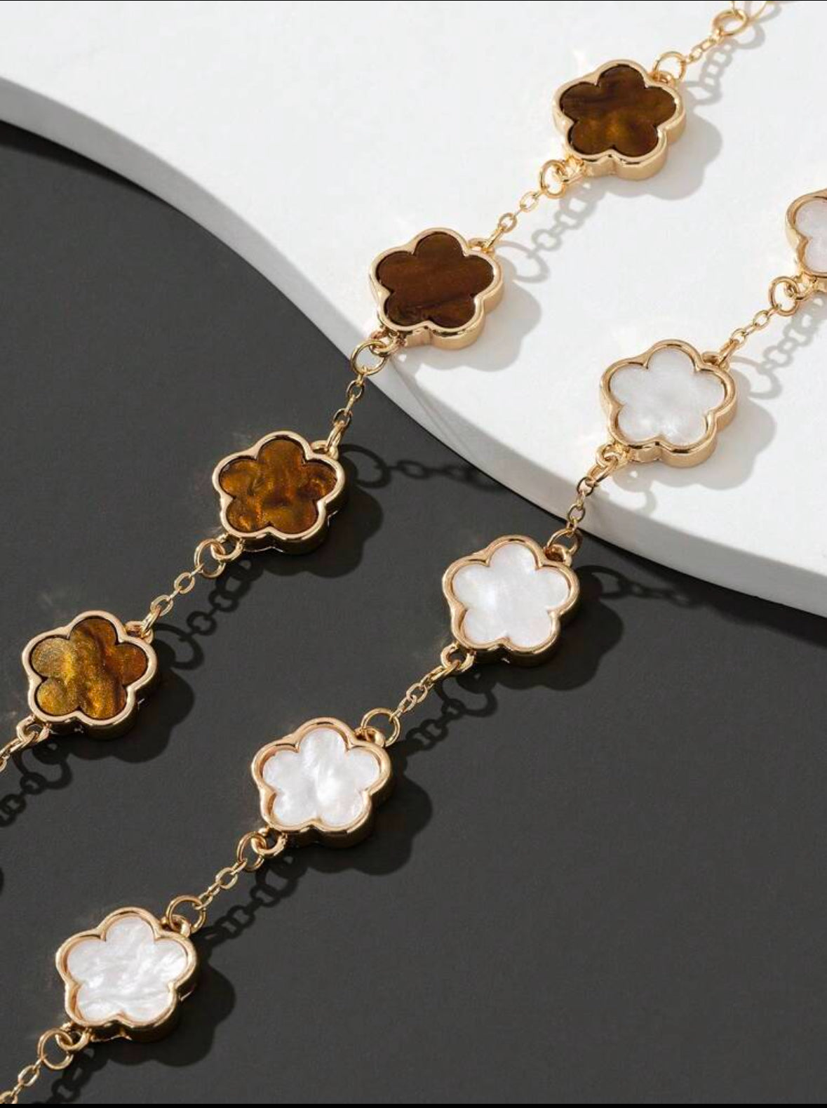 2 pcs Clover Bracelets