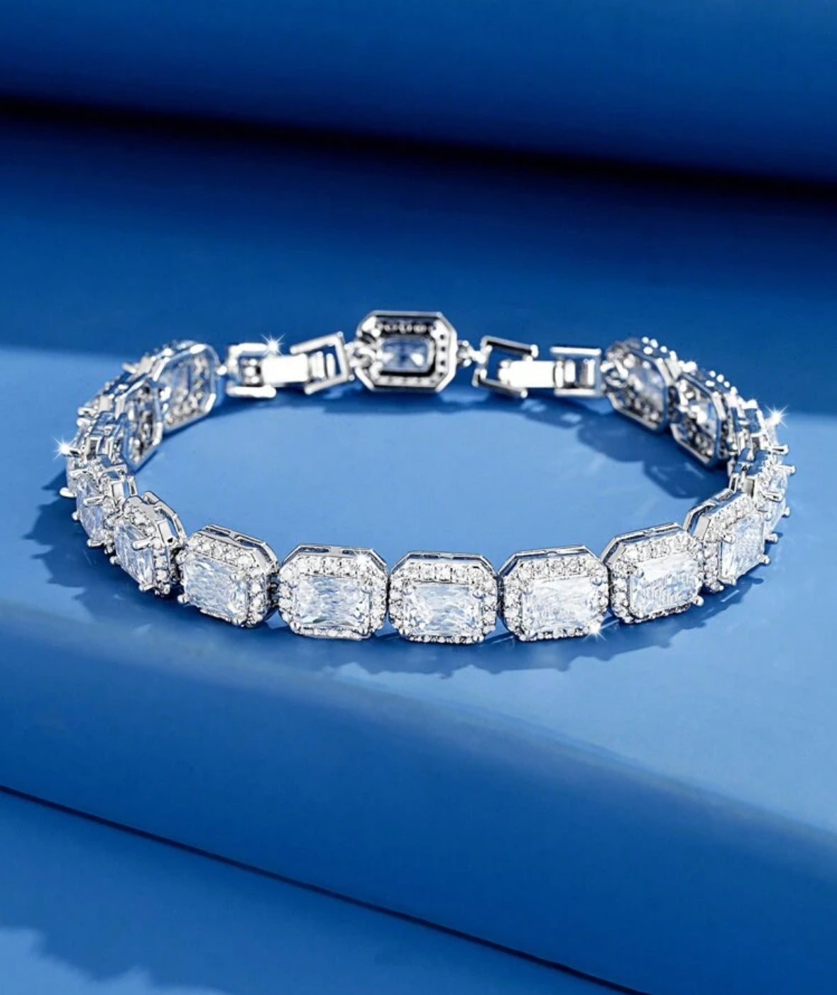 Luxury Pendant Bracelet