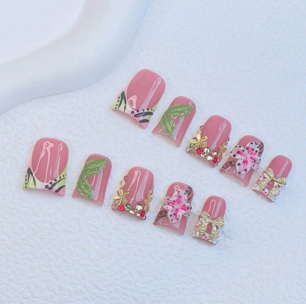 Tropical Jungle Duckbill